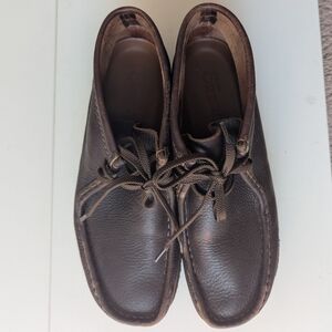 Clarks Originals Wallabee Men's Dark Brown Leather Chooka Boots, 7.5